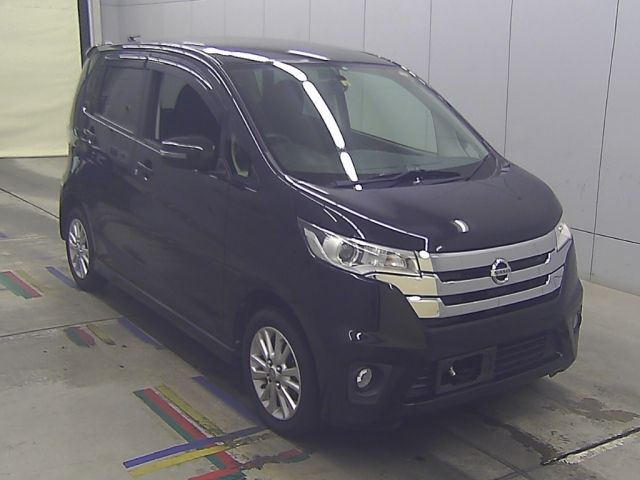 70248 Nissan Dayz B21W 2014 г. (Honda Kansai)