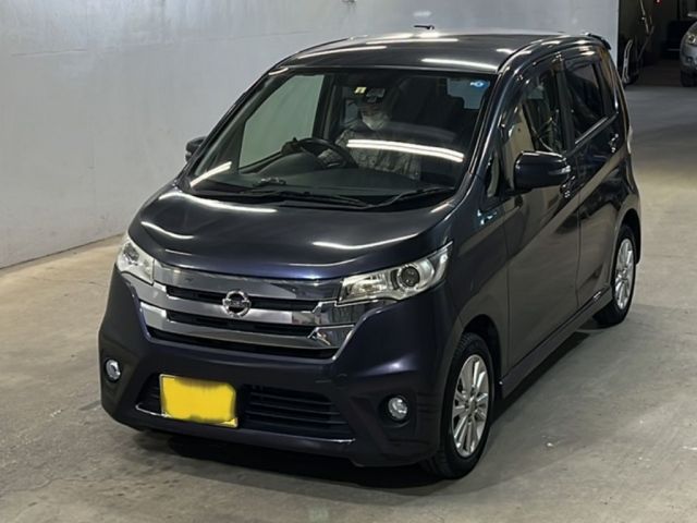 703 Nissan Dayz B21W 2015 г. (KCAA Fukuoka)