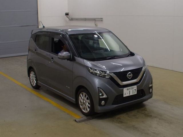 8007 Nissan Dayz B44W 2019 г. (NAA Tokyo)