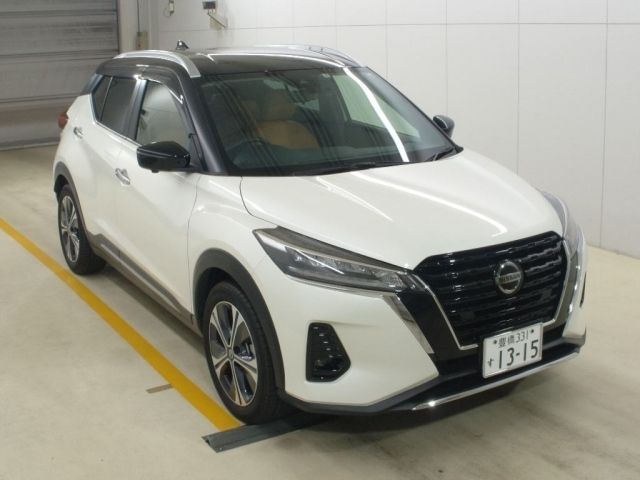 1001 Nissan Kix P15 2021 г. (NAA Nagoya)