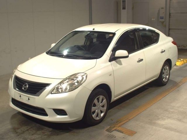 4765 Nissan Latio N17 2012 г. (TAA Kyushu)