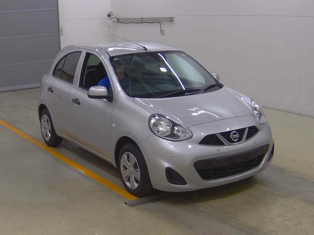 Nissan March K13 2022