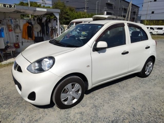 4374 Nissan March K13 2014 г. (LUM Fukuoka Nyusatsu)