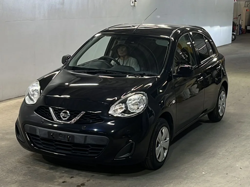 Nissan March K13 2022