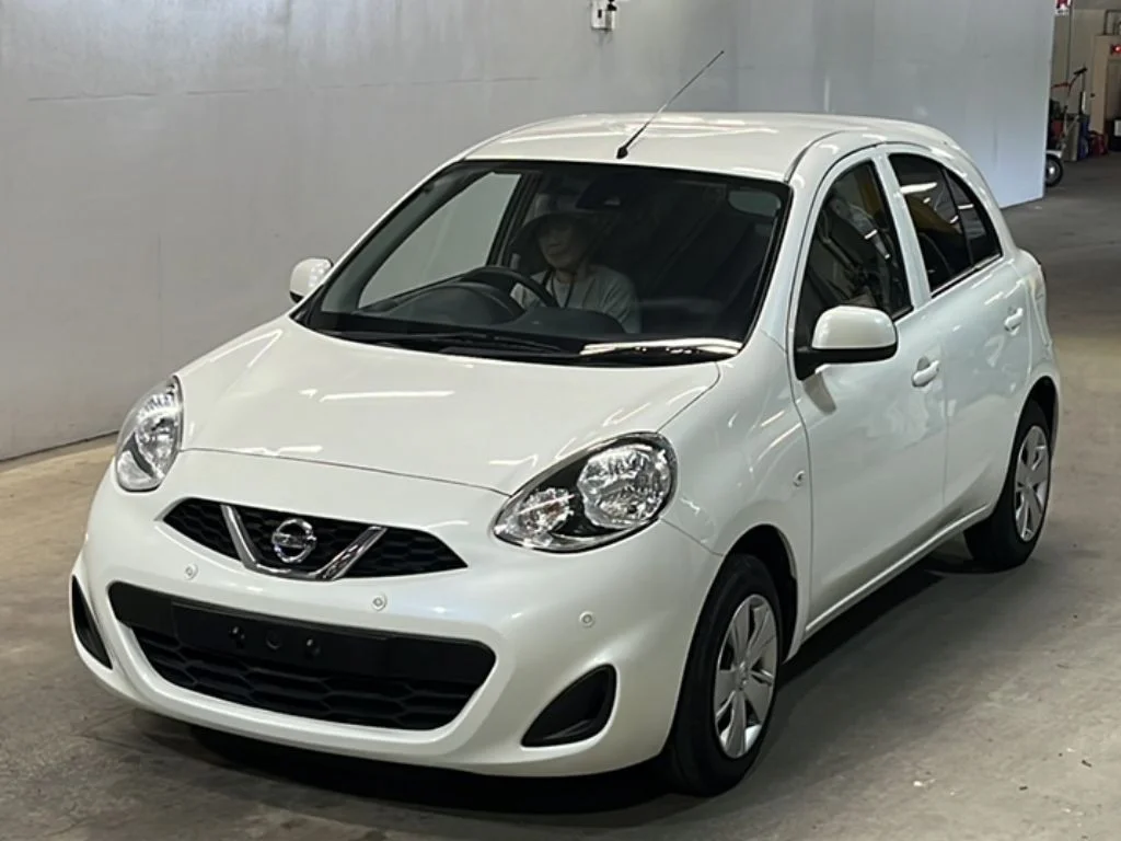 Nissan March K13 2022
