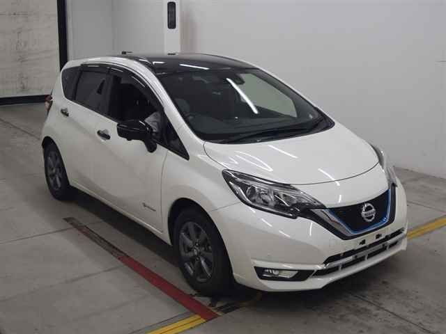 10079 Nissan Note HE12 2017 г. (MIRIVE Osaka)