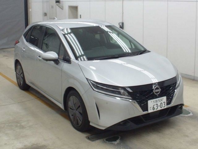 1017 Nissan Note E13 2021 г. (NAA Osaka)