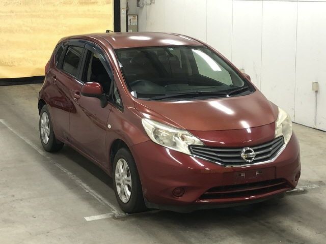 1039 Nissan Note E12 2012 г. (IAA Osaka)