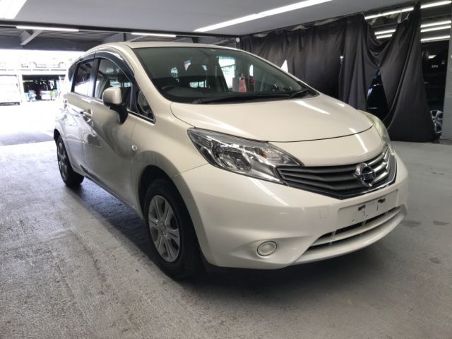 1041 Nissan Note E12 2013 г. (NISSAN Osaka)