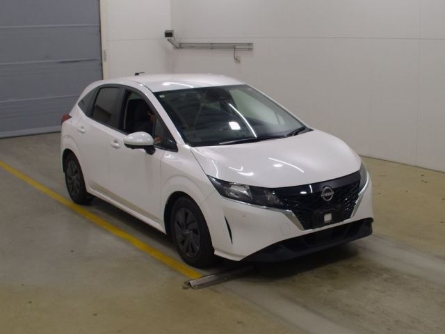 1059 Nissan Note E13 2021 г. (NAA Tokyo)