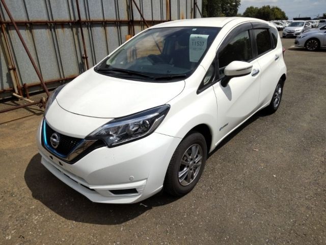 11537 Nissan Note SNE12 2020 г. (LUM Tokyo Nyusatsu)