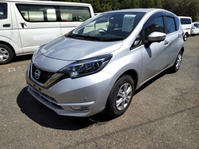 11540 Nissan Note NE12 2018 г. (LUM Tokyo Nyusatsu)