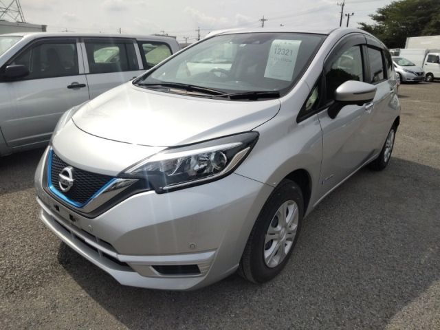 12321 Nissan Note HE12 2018 г. (LUM Tokyo Nyusatsu)