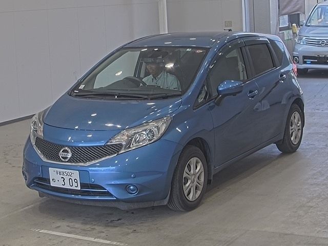 1735 Nissan Note E12 2015 г. (ARAI Oyama)