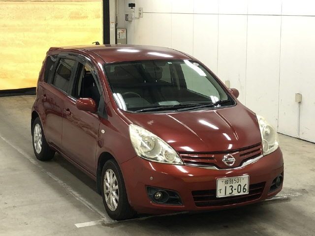 1821 Nissan Note E11 2011 г. (IAA Osaka)