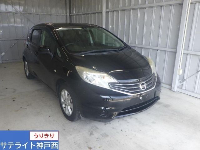 1832 Nissan Note E12 2012 г. (LAA Okayama)