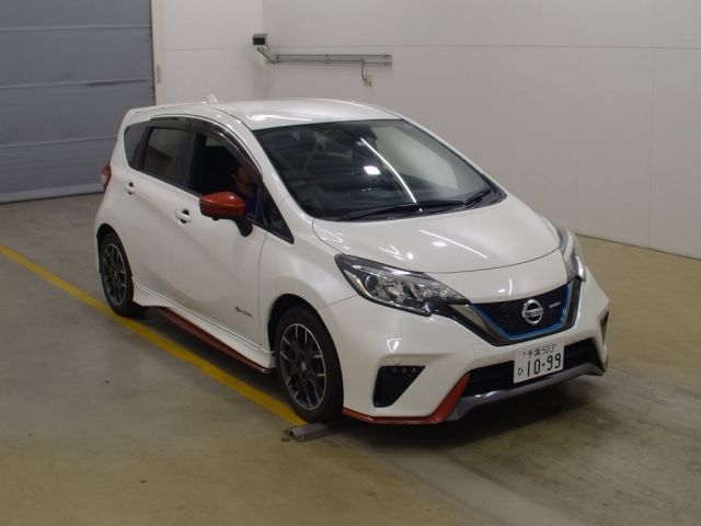 2004 Nissan Note HE12 2017 г. (NAA Tokyo)