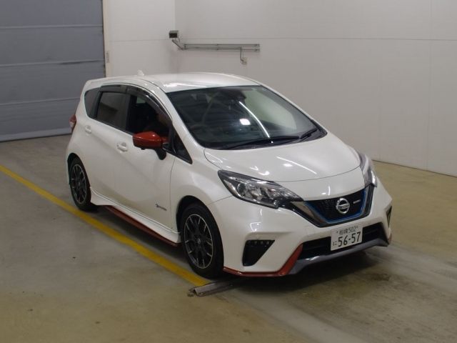 2006 Nissan Note HE12 2017 г. (NAA Tokyo)