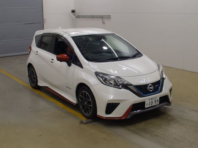 2006 Nissan Note HE12 2017 г. (NAA Tokyo)