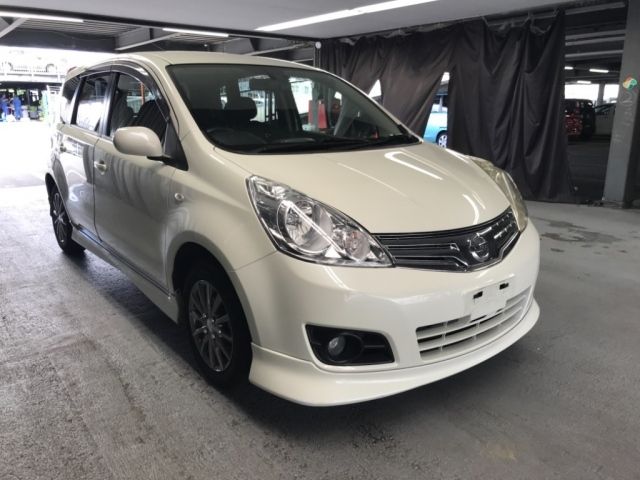 2015 Nissan Note E11 2011 г. (NISSAN Osaka)