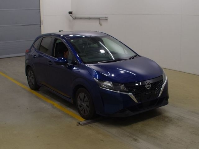 2015 Nissan Note SNE13 2021 г. (NAA Tokyo)