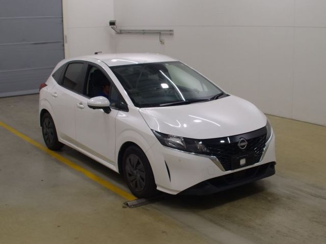 2020 Nissan Note E13 2021 г. (NAA Tokyo)