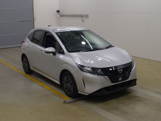 2031 Nissan Note SNE13 2021 г. (NAA Tokyo)