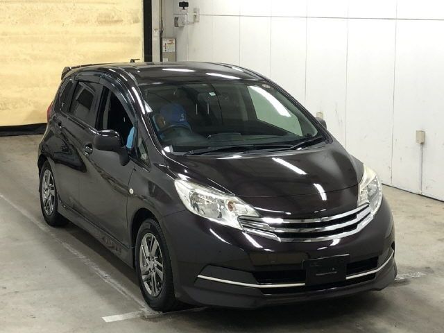 3005 Nissan Note E12 2013 г. (IAA Osaka)