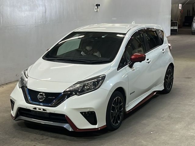 3015 Nissan Note HE12 2017 г. (KCAA Fukuoka)