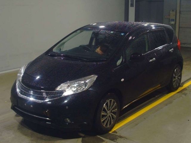 32020 Nissan Note E12 2013 г. (TAA Yokohama)