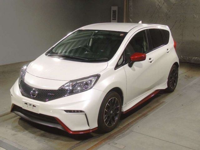 32074 Nissan Note E12 2015 г. (TAA Kinki)