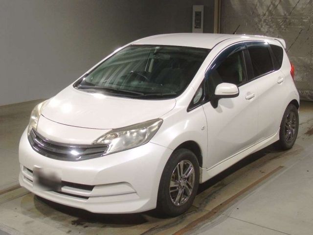 33024 Nissan Note E12 2013 г. (TAA Kinki)