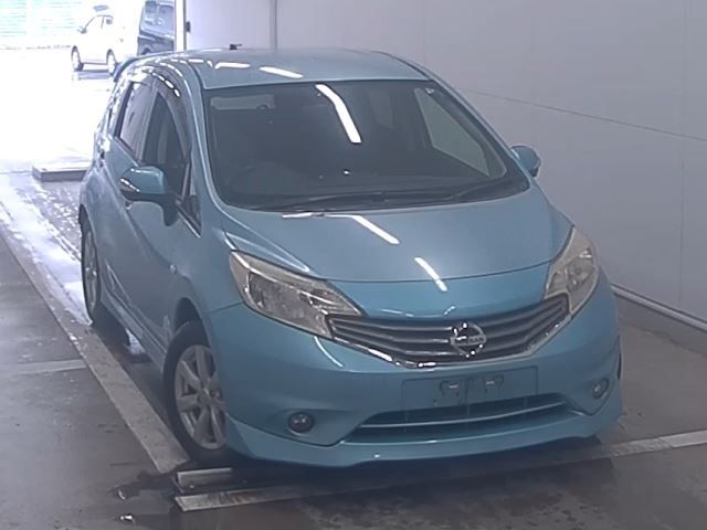 4067 Nissan Note E12 2012 г. (NAA Fukuoka)