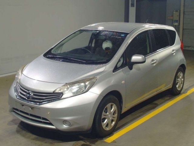 4082 Nissan Note E12 2013 г. (TAA Yokohama)