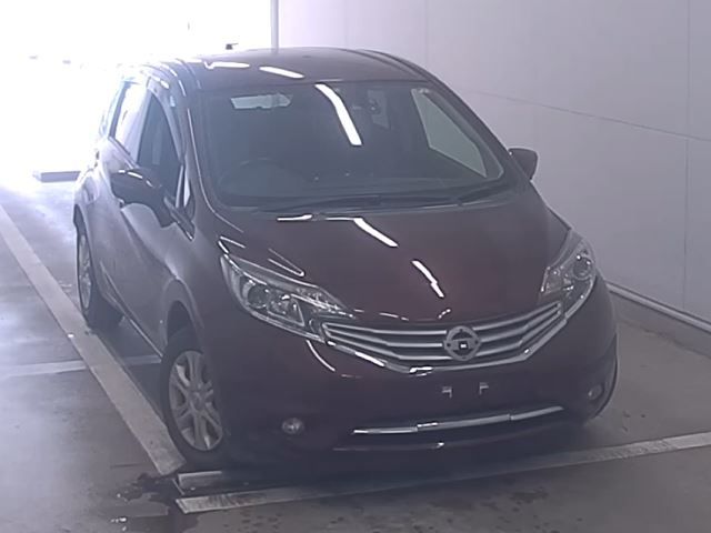 4096 Nissan Note E12 2016 г. (NAA Fukuoka)