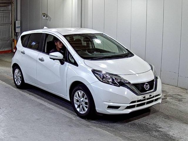 4105 Nissan Note E12 2016 г. (LAA Shikoku)