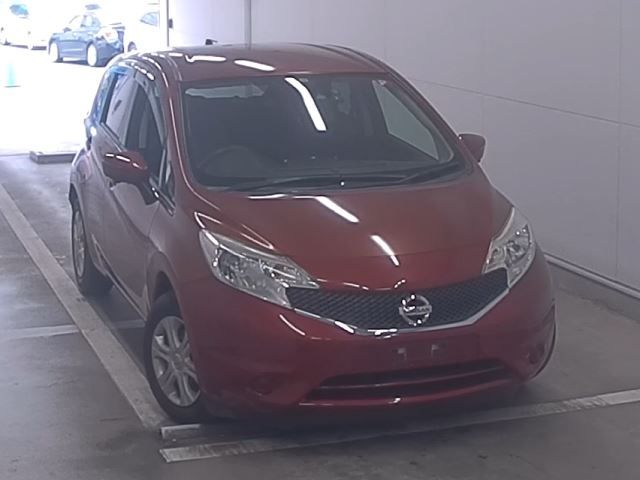 4129 Nissan Note E12 2015 г. (NAA Fukuoka)