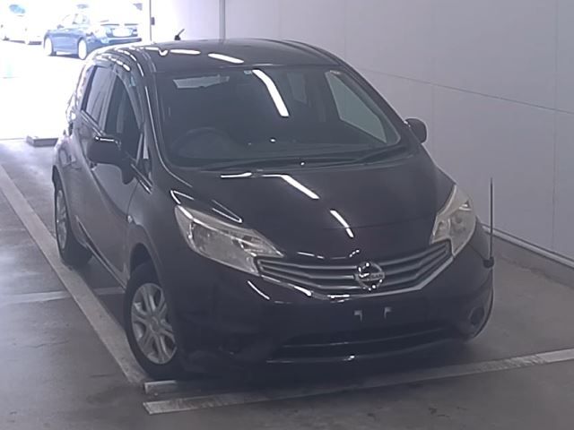 4133 Nissan Note E12 2012 г. (NAA Fukuoka)