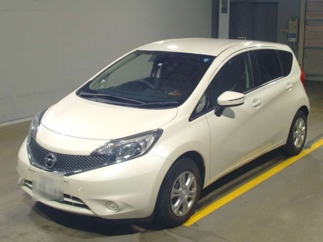 4240 Nissan Note E12 2015 г. (TAA Yokohama)