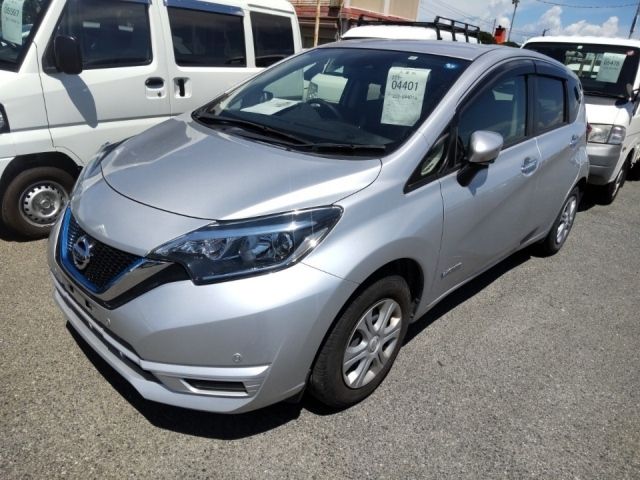 4401 Nissan Note HE12 2018 г. (LUM Kobe Nyusatsu)