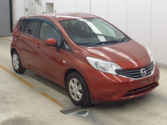 5038 Nissan Note E12 2014 г. (NAA Osaka)