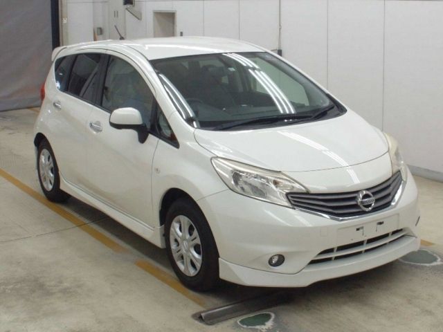 5062 Nissan Note E12 2012 г. (NAA Osaka)