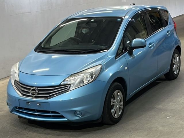 540 Nissan Note E12 2013 г. (KCAA Fukuoka)