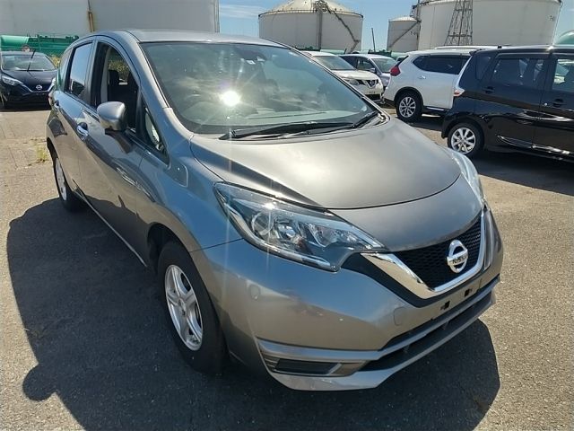 5518 Nissan Note NE12 2016 г. (NAA Tokyo)