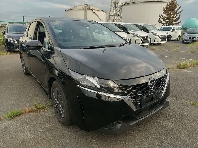 5530 Nissan Note E13 2021 г. (NAA Tokyo)