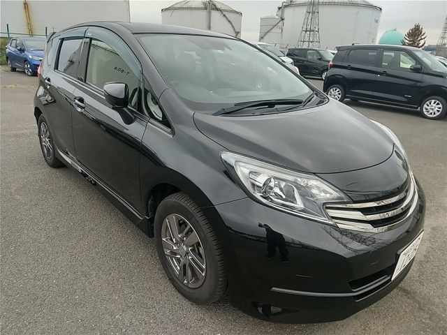 5536 Nissan Note NE12 2015 г. (NAA Tokyo)