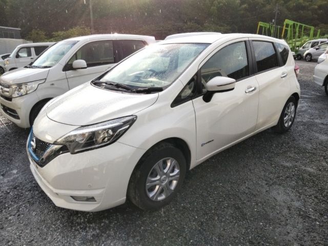 5797 Nissan Note HE12 2020 г. (LUM Kobe Nyusatsu)