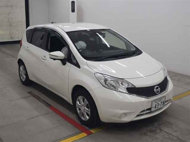 60033 Nissan Note E12 2015 г. (MIRIVE Osaka)