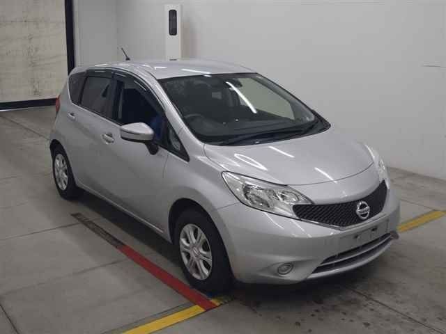 60080 Nissan Note E12 2015 г. (MIRIVE Osaka)