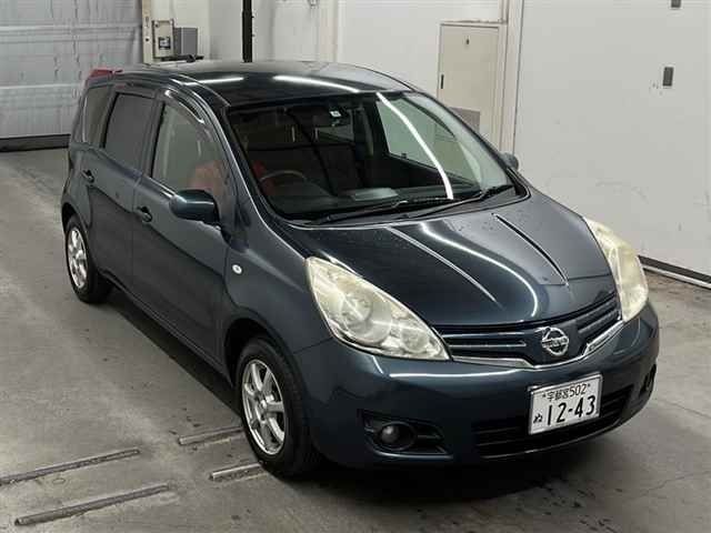 65296 Nissan Note ZE11 2011 г. (MIRIVE Saitama)